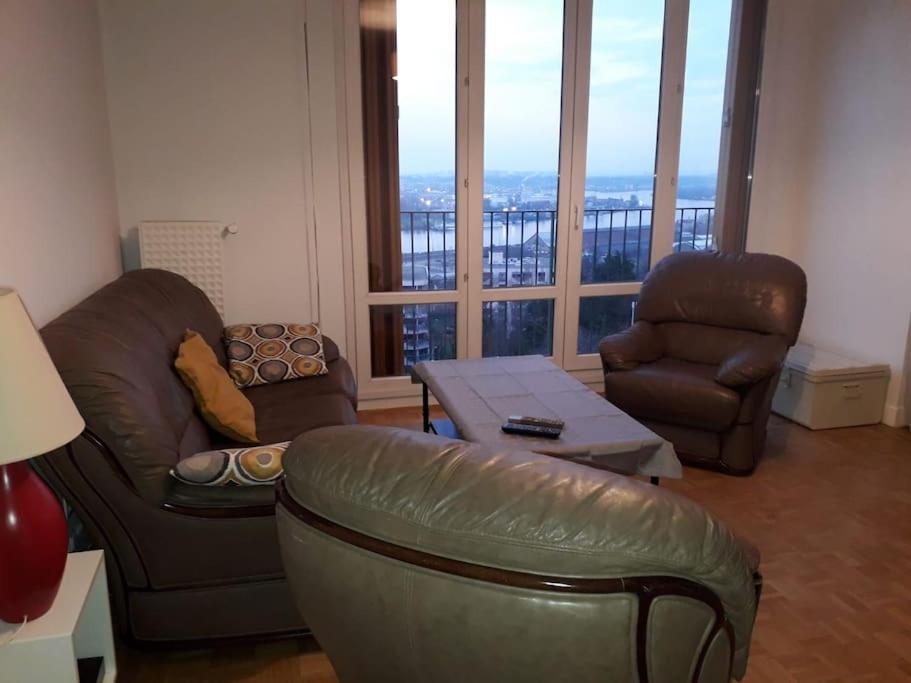 Апартаменты T4/5 Avec Vue Sur Les Alpes A 5 Minutes De Lyon La Mulatiere Экстерьер фото