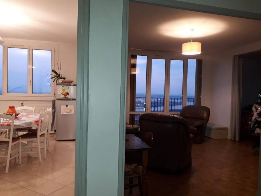 Апартаменты T4/5 Avec Vue Sur Les Alpes A 5 Minutes De Lyon La Mulatiere Экстерьер фото